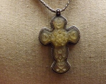 Beautiful Vintage Brighton Cross Necklace