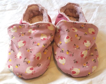 Filled slippers, size 26, small ground birds