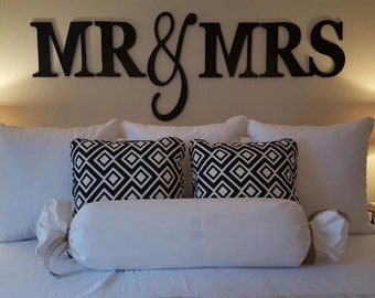 Unfinished large King size Mr & Mrs wood letters wedding venue and wall decor newlywed gift