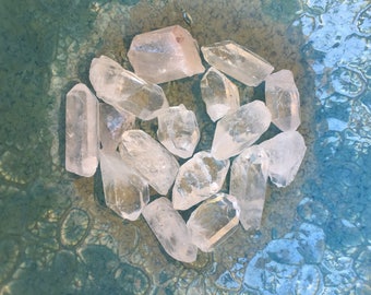 Natural Quartz Crystal Points from Brazil, Quartz Crystal, Healing Crystals, Quartz Point, Clear Quartz