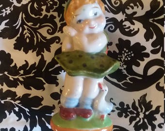 Little Porcelain figurine (occupied Japan)
