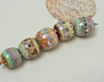 Watercolors Quintet - Artisan lampwork beads by Loupiac