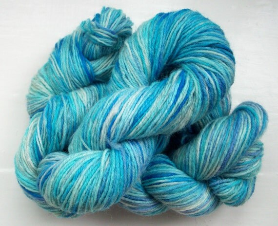 Sock yarn, hand dyed wool, hand painted, marine, blue, hyacinth purple 100g by SpinningStreak