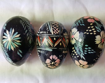Vintage Scandinavian Hand Painted Wooden Easter Eggs 1960's Set of 3 Easter Ornaments