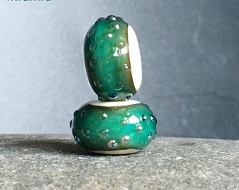 MruMru Handmade Lampwork Glass Bead Earring Pair. Sra.