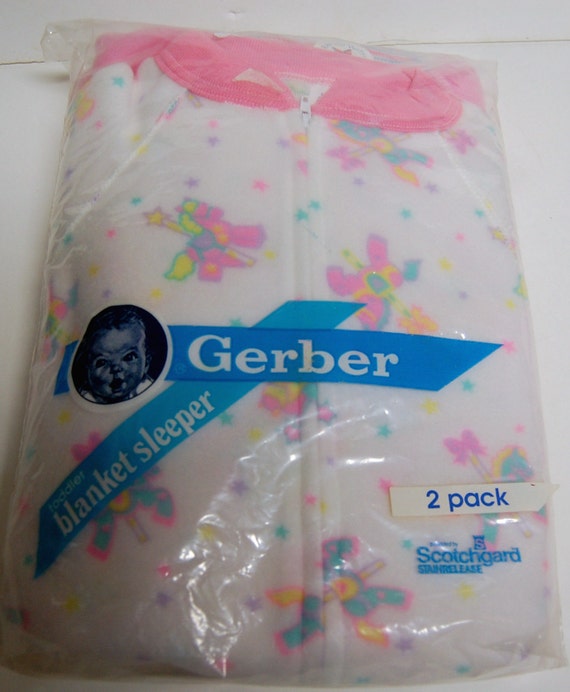 NEW 2 pack Vintage 1989 Gerber Baby Girl Footed Fleece Blanket Sleepers Onesies Pinks 2T Full Zip Front Pony Print