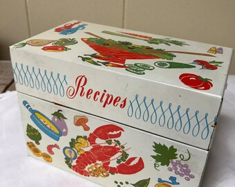 Vintage Metal Recipe Box Fruit Vegetable Design Retro Kitchen Mid Century Kitchen Index Card File Storage Organization Crayon Box