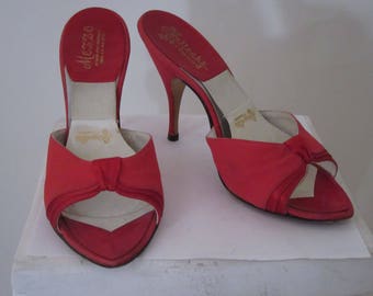 1950s Vintage Red "Spring-o-lators" Heels