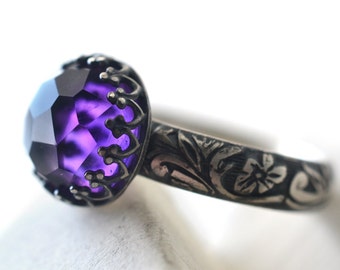 Engravable Amethyst Ring, Custom Engraved Antiqued Silver Renaissance Floral Band, Amethyst Engagement Ring, Gemstone Jewelry with Engraving