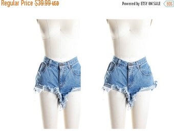 Daisy Pinch Straight Destroyed Hem Jean