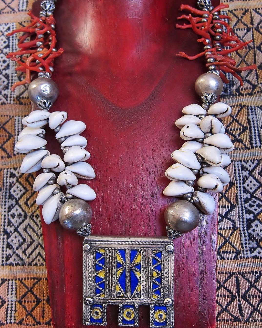 Berber Tribal Necklace with Old Silver Amuletbox Coral