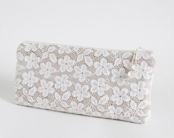 White Lace Bride Clutch Wristlet Purse Floral Wedding Bag Bridal Accessory Wedding Handbag Gift for Her
