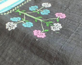 5.1 yards, Hmong hemp Vintage fabrics and textiles - Handwoven hemp-ethnic textiles from thailand