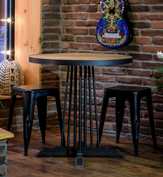 Round Table 30 inch Reclaimed Wood Top With Metal Band