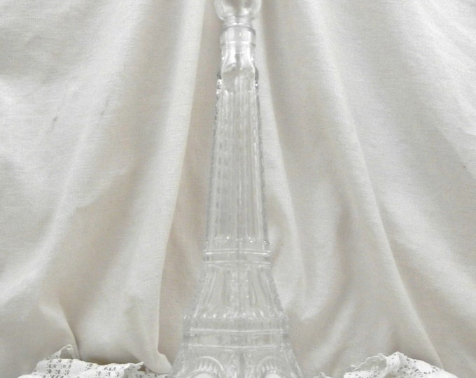 Large Vintage French Mid Century 1960 Retro Eiffel Tower Clear Glass Bottle / Carafe, Parisian 60s Decor, Paris Souvenir from France