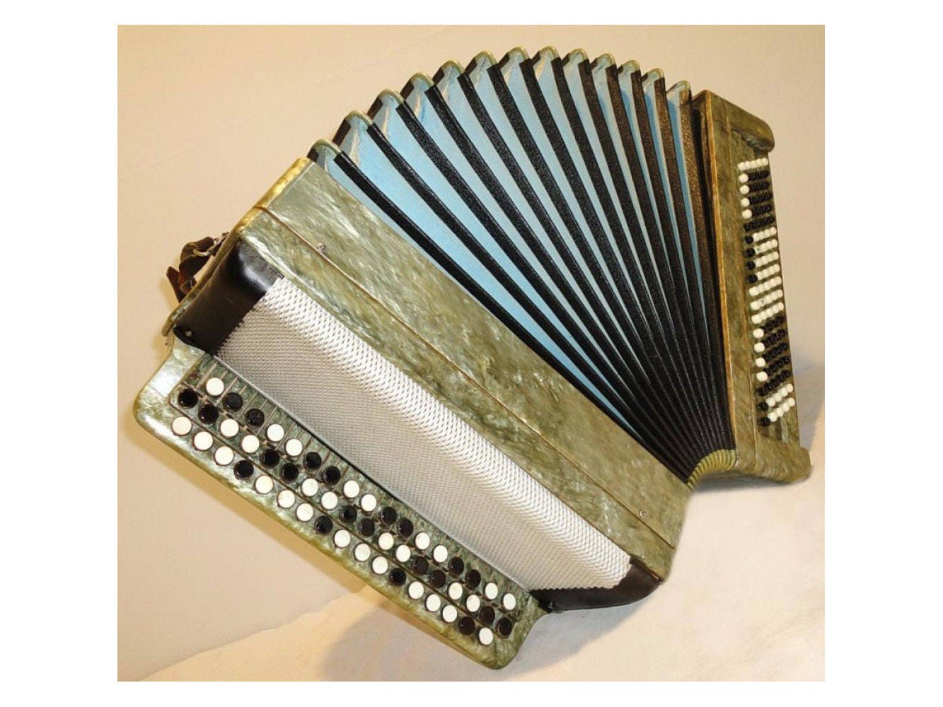 Accordion Instrument Russian Tula Button Bayan 100 Bass 36