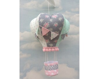 crib mobile, hot air balloon mobile, hanging mobile, hot air balloon, hanging decoration, nursery decor, gift for baby, nursery, baby shower