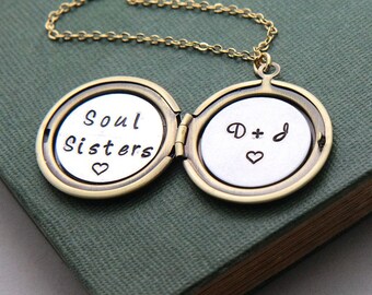Soul Sisters Necklace, Personalized Locket Necklace, Floral Locket, Best friend gift, Sisters gift, Best Friend Necklace, Gift for her