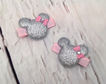 Minnie Mouse Hair Clips, Set of 2 Silver Sequin Hair Clips, Disney Hair clips, Mickey Mouse Hair clips, Disney Hairbow, Girl Hairbow
