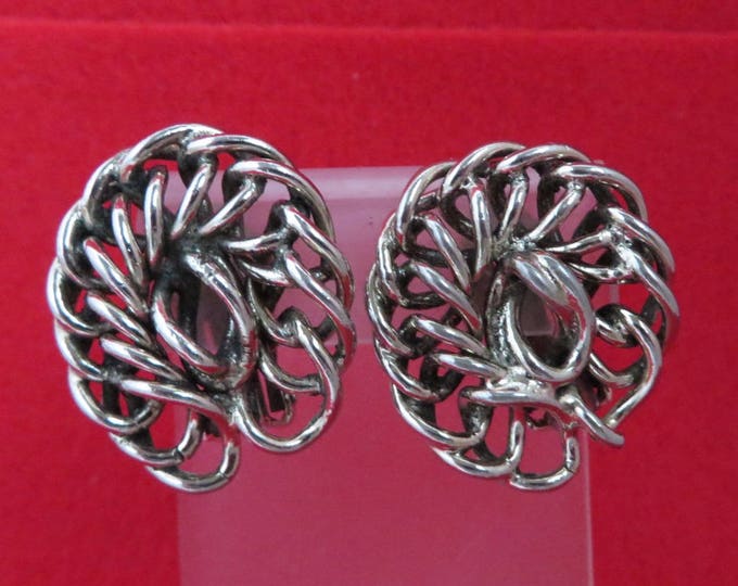 Freirich Chain Link Earrings Vintage Silver Tone Link Clip on Earrings Designer Signed 1960s Clips