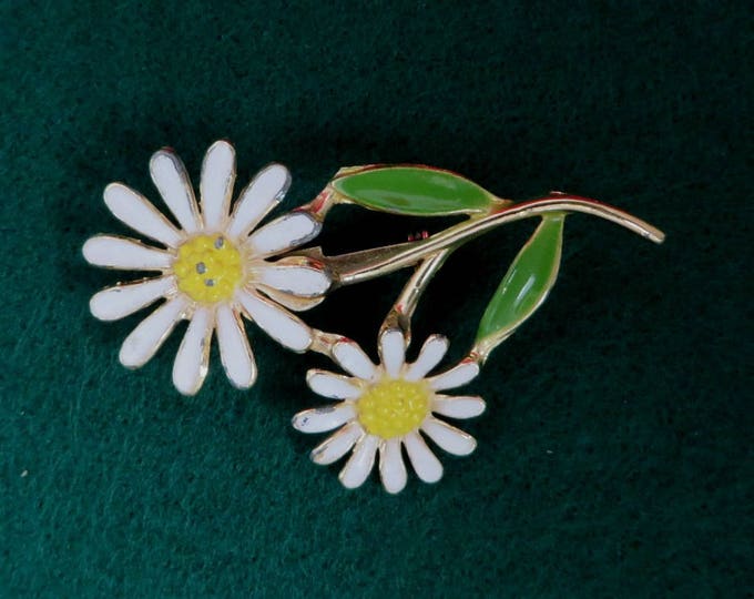 Vintage Enamel Brooch Daisy Flowers Brooch Double Daisy Floral Pin Estate Costume Jewelry