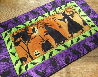 Items similar to Halloween Place mat on Etsy