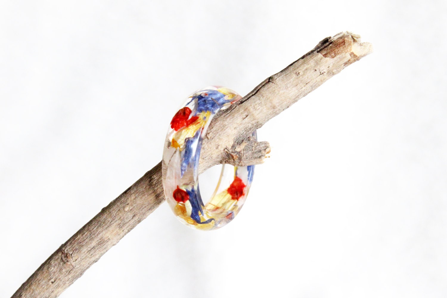 Real Colorful Flower Ring, Resin Ring, Resin Jewelry, Nature Ring, Flower Jewelry, Flower Ring, Fairy Ring, Pressed Flower Jewelry, Multicol