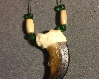 Black Bear claw necklace native american made with Resin claw