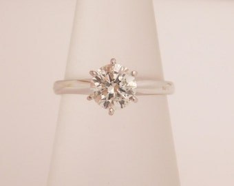 Gorgeous 0.99 Carat Solitaire Engagement Ring 14K White Gold VS2
