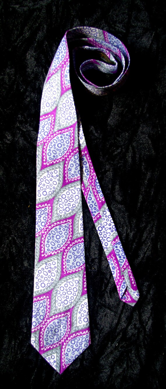 Items similar to Men's Tie on Etsy
