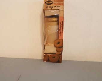 Mirro Dounut maker aluminum