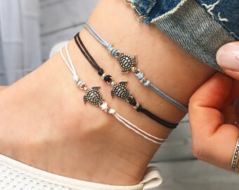 Sea turtle ankle bracelet, Silver anklet, Beaded Anklet, Black anklet sky blue by Serenity Project. Perfect Travel gift, Just keep swimming!