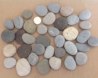 Round beach stones Story stones Mandala stone Kids nature crafts Painted rocks Beach stones Bulk stones Wedding stones Beach wedding decor
