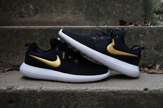 roshe 2 gold