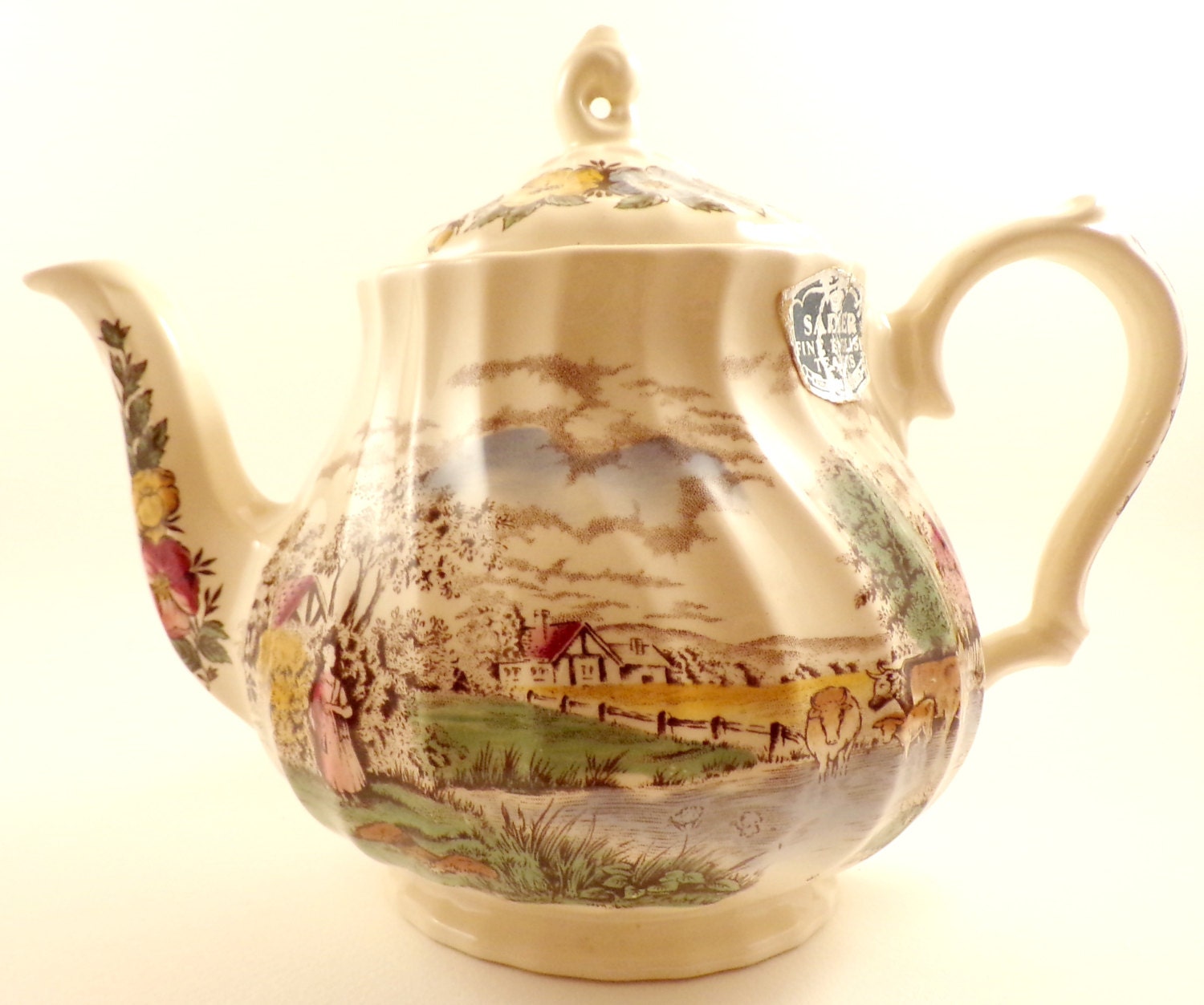 Large Sadler teapot Vintage Country Life Tea pot