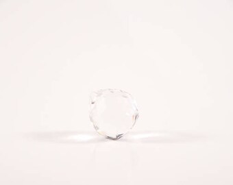 Small Feng shui crystal.