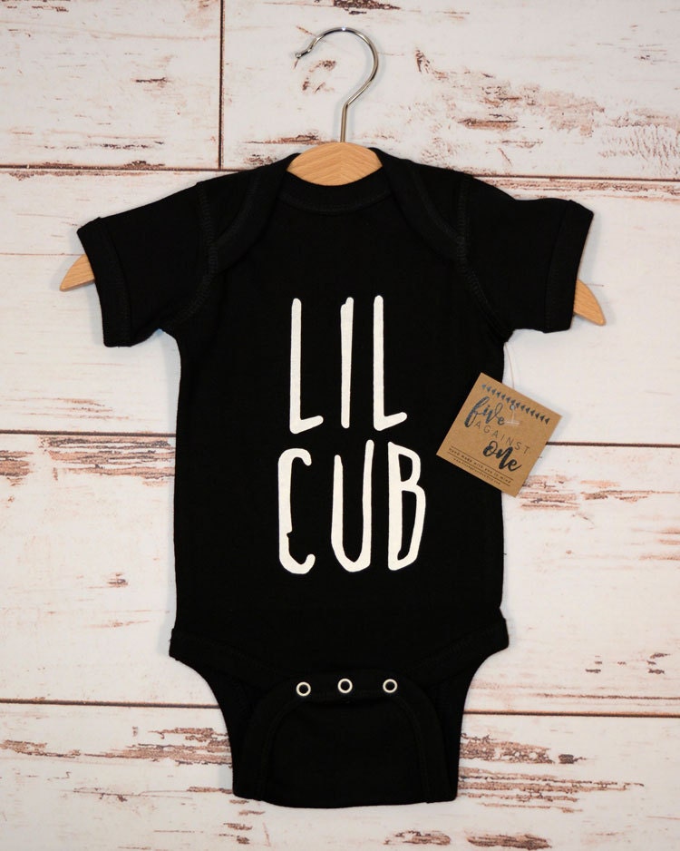 Lil Cub Baby Onesie - Baby Bodysuit, Baby shower gift, First birthday, Baby gifts, Baby shirt, Baby Outfits, New Baby, Newborn, Man Cub