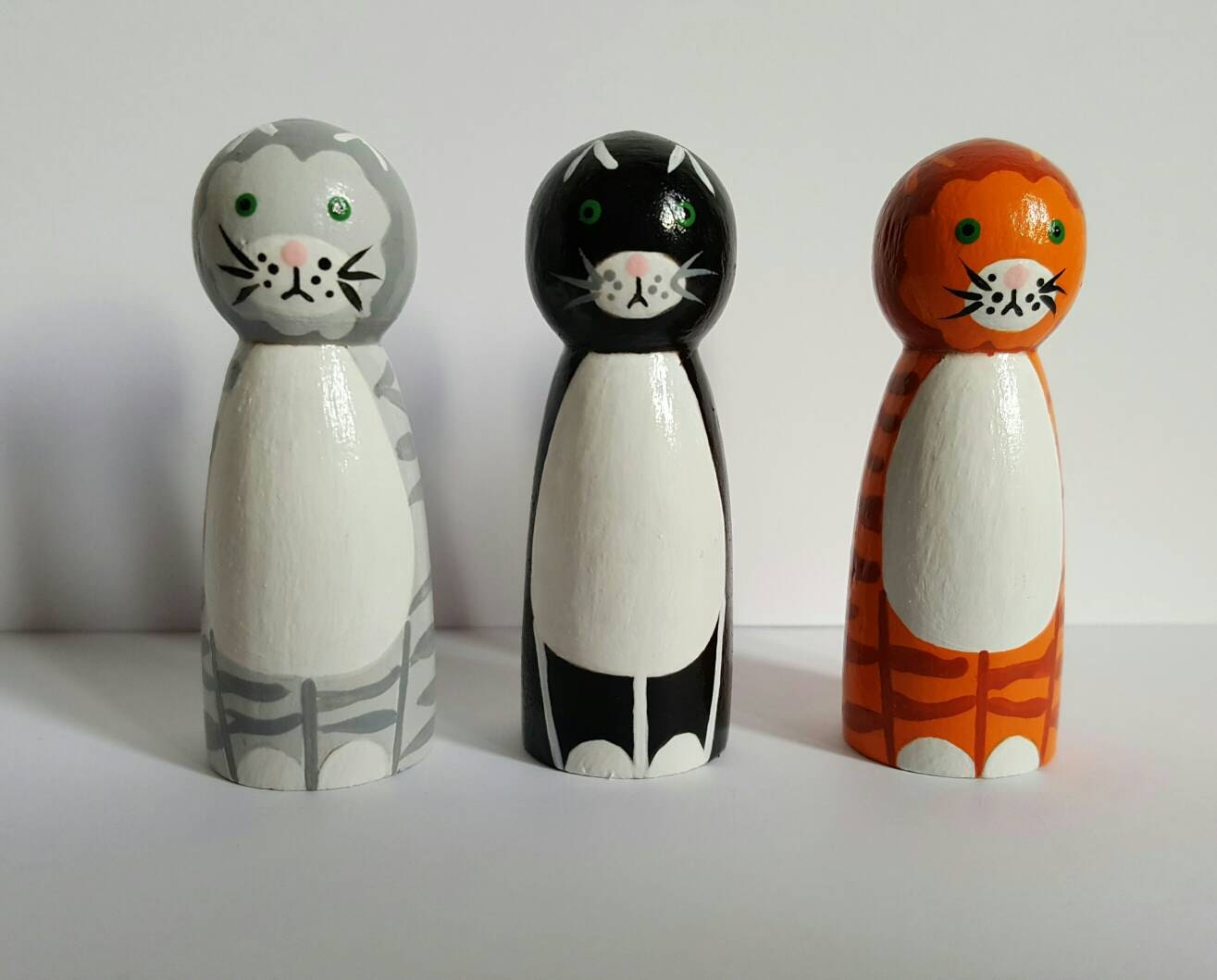 Wooden peg doll cat kitten toy pegdoll