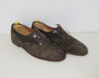 Vintage Italian leather shoes, Vittorio Virgili dark green suede mens dress shoes, Italian mens fashion, EU size 41, incl wooden shoelasts