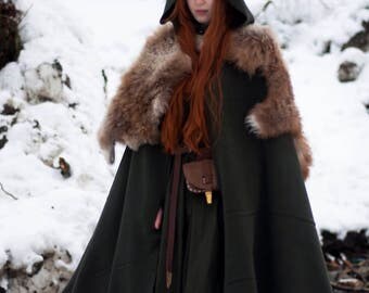 Wool cape; viking cloak; natural fur; fox fur; viking costume; wool cloak; winter clothes; medieval