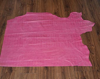 Coupon de cuir de vachette rose croco vintage (2017052202)