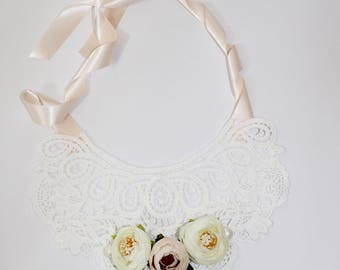Crochet lace collar