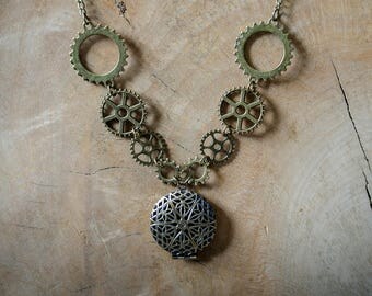 Steampunk Locket Necklace, Steampunk Jewellery, Steampunk Necklace.