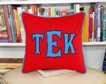 Heritage - Large Font Applique Monogrammed Pillow Cover - 18 x 18 square