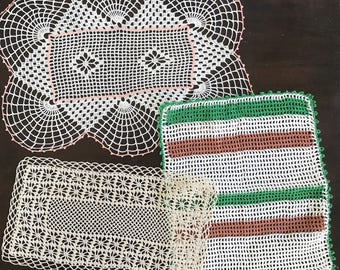 3 Vintage Crochet lace doilies, beige cotton linen crochet doily, pineapple design, home decor, decor, handmade, DIY, craft supply