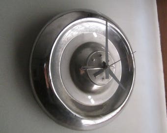 1955-56 Oldsmobile Hubcap Clock no.1