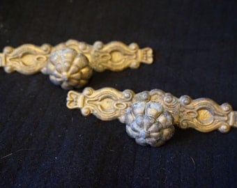 Vintag Hyer Hardware Set of 2 Large Handles Very Ornate