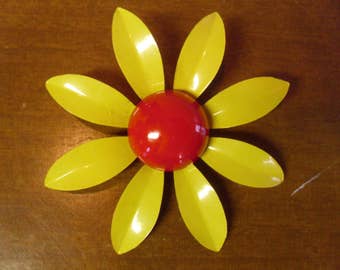 Vintage 1960's Enamel Flower Brooch