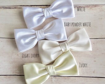 Light Ivory Bow Tie, White Bowtie, Solid Satin Bow Tie, Mens Bow Tie, Bow Tie for Wedding, Plain Bowtie, Baby Boy Bow Tie
