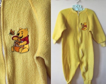 vintage toddler pjs - POOH footed pajamas / 5T